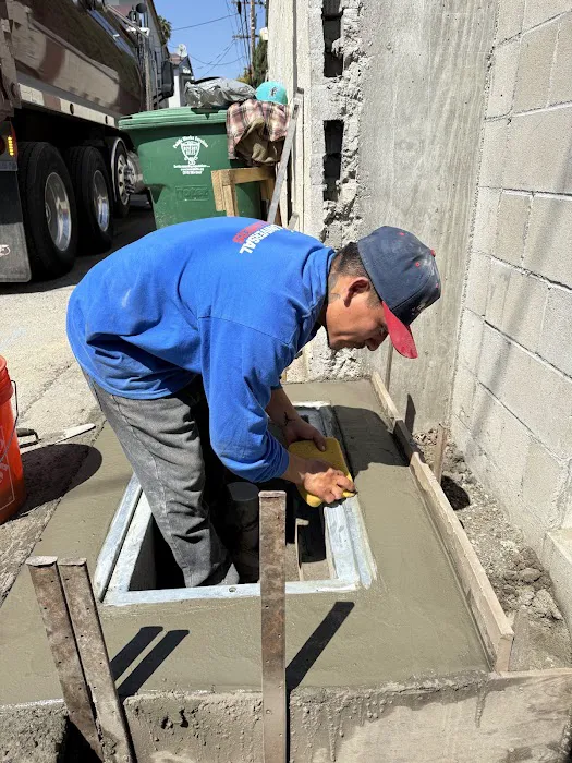 Universal Plumbers Picture 1