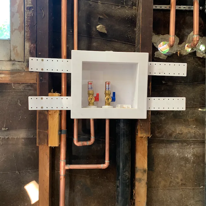 E & J Lopez Plumbing Inc Picture 10