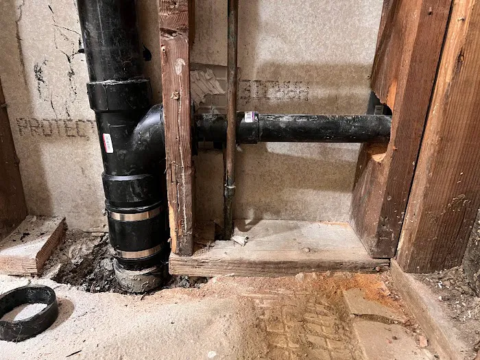 24/7 Pro-Rooter/Plumbing Picture 6
