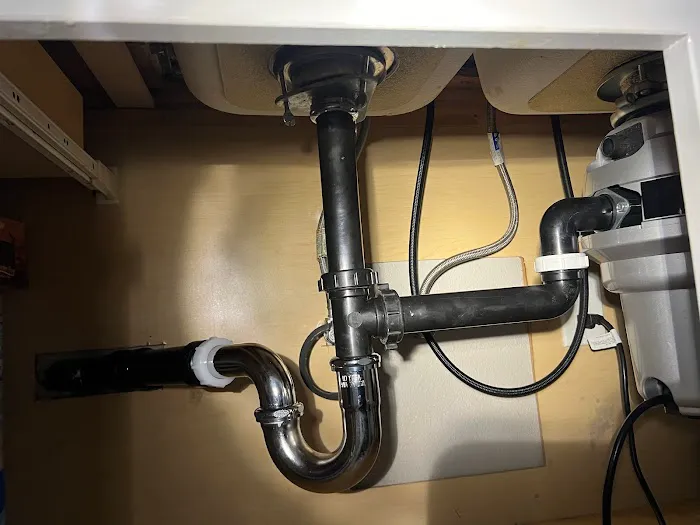 Lixhi Plumbing Picture 1