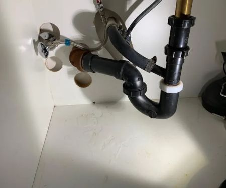 Plumber 007 Plumbing Services Paramount