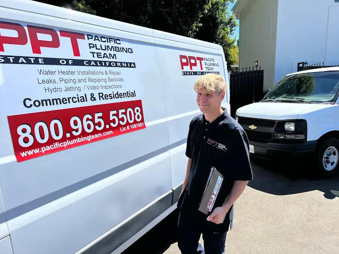 Pacific Plumbing Team Picture 9