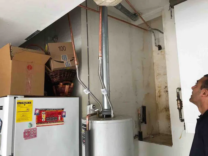 LA LOCAL PLUMBING Picture 8