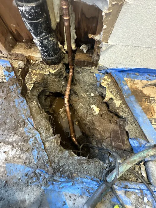 Castaneda's Plumbing and Rooter Picture 10