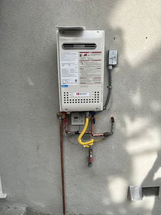 Z & H Plumbing and Water Heaters Picture 7