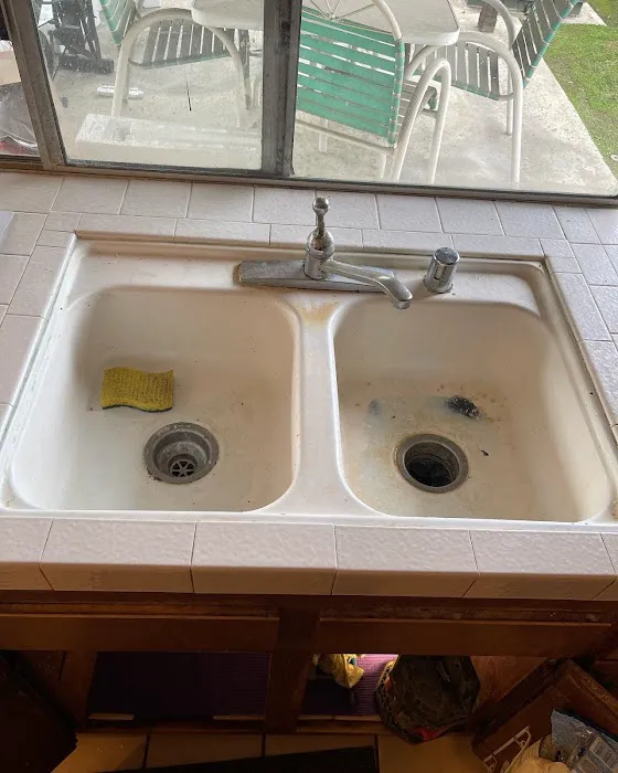 VK Plumbing And Rooter Service Picture 1