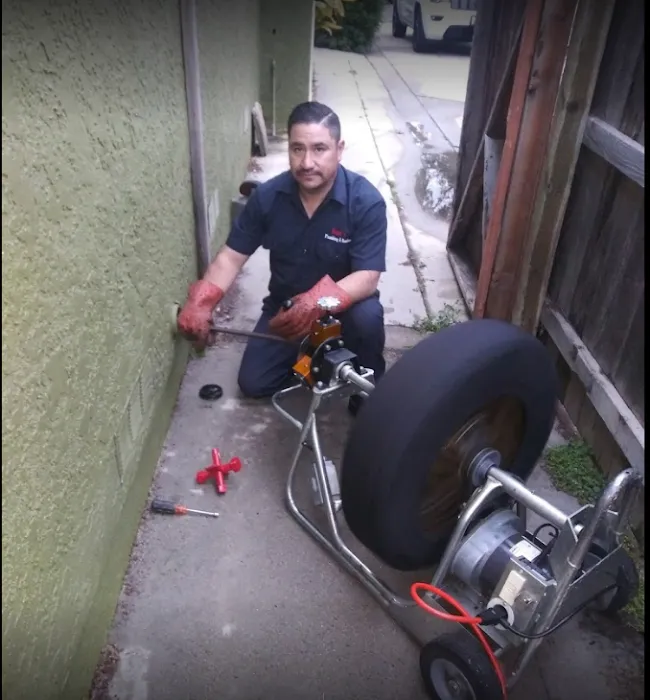 Omar's Plumbing in Long Beach Picture 6