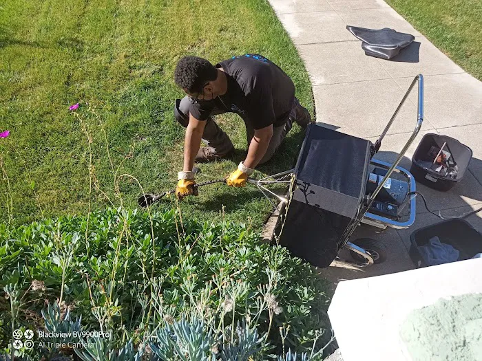 Unclog Drain Cleaning Service Picture 5