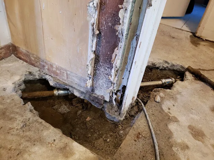 Cesar's Plumbing Picture 4