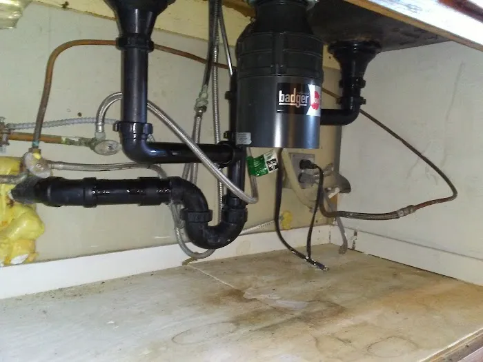Lee Lavoie Rooter&Repair Picture 1