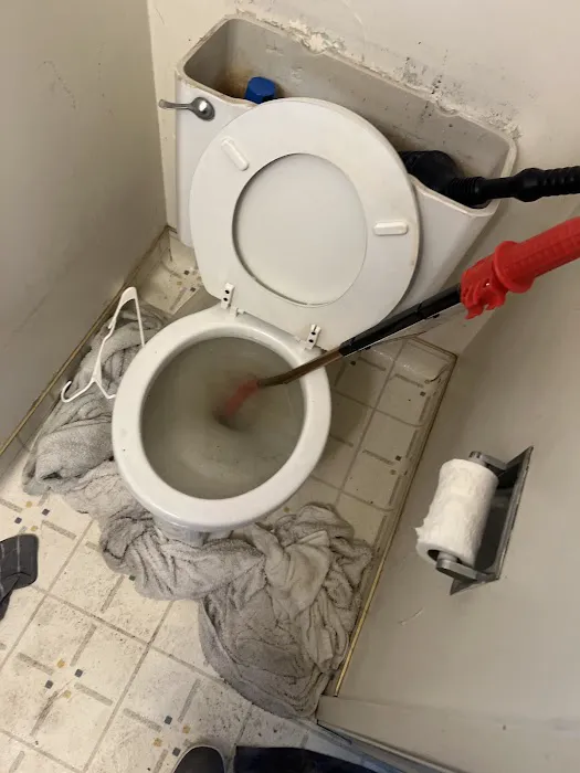 High speed rooter & plumbing Picture 1