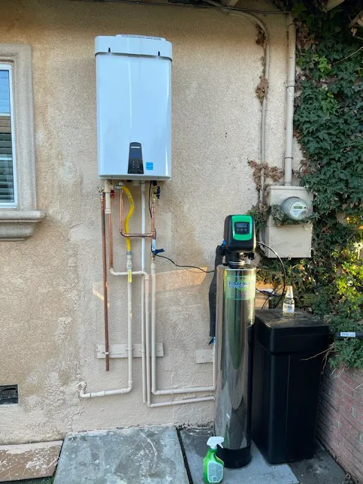 Tankless Water Heater & Plumbing Picture 6