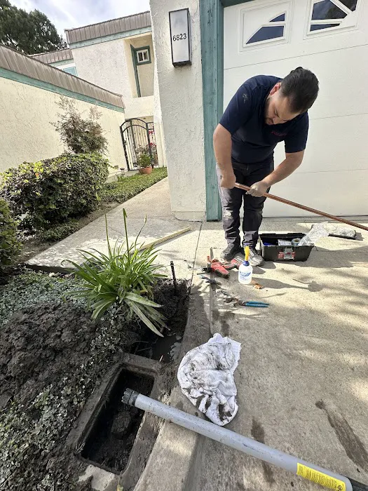 Plumbing Solution Specialist Picture 2