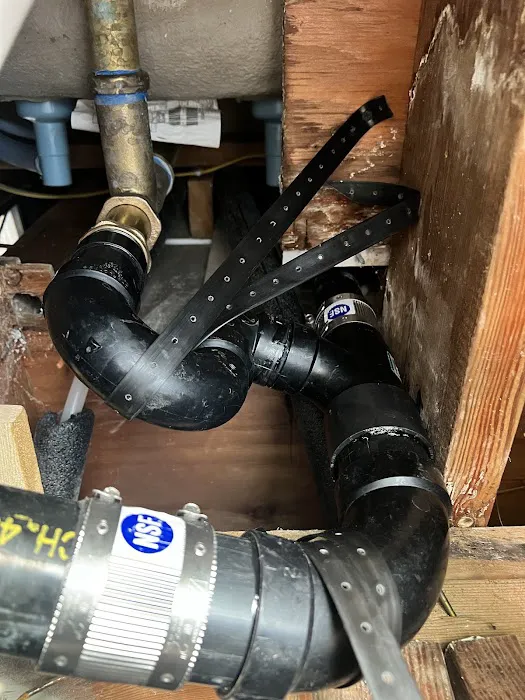 Curtis Plumbing Woodland Hills Picture 4
