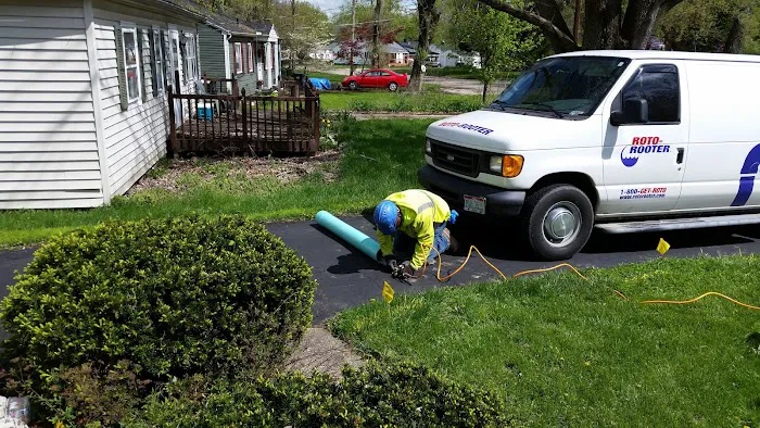 Roto-Rooter Plumbing & Water Cleanup Picture 7