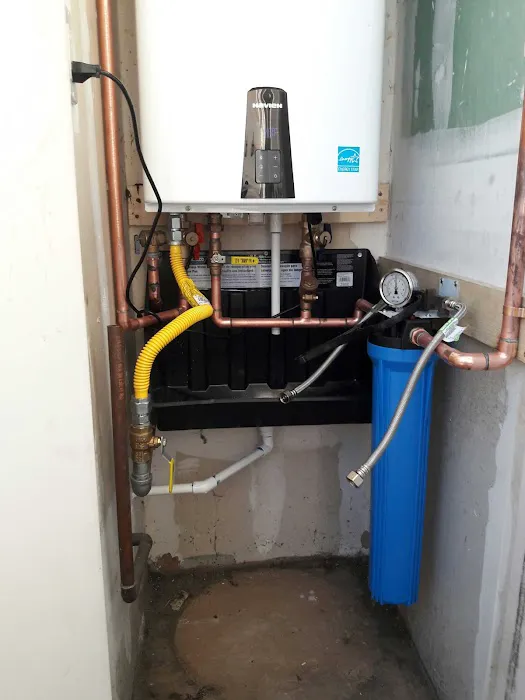 Tankless Hot Water Solutions Picture 8