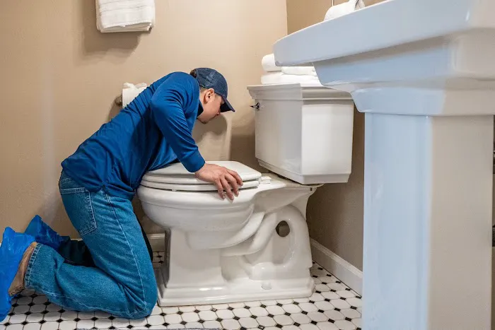 Emergency Plumber Hot Water Repair Picture 8