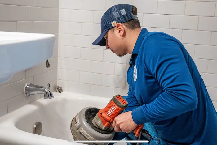 Emergency Plumber Hot Water Repair Picture 1