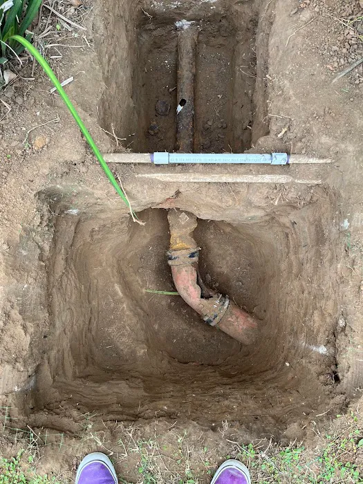 Plumb Crazy Plumbers Picture 8