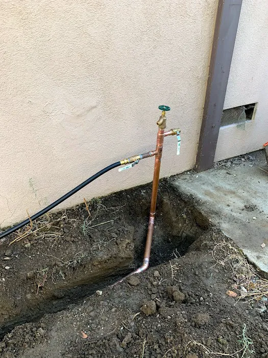 Rusty Pipes HB Picture 10