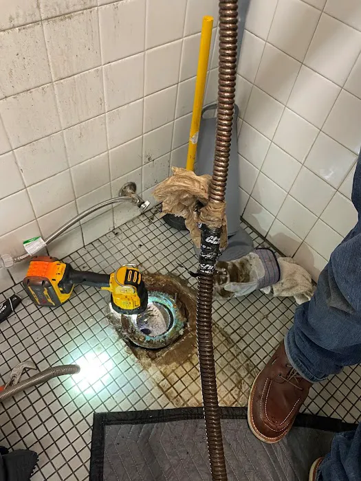 Midnight Plumbing Picture 6
