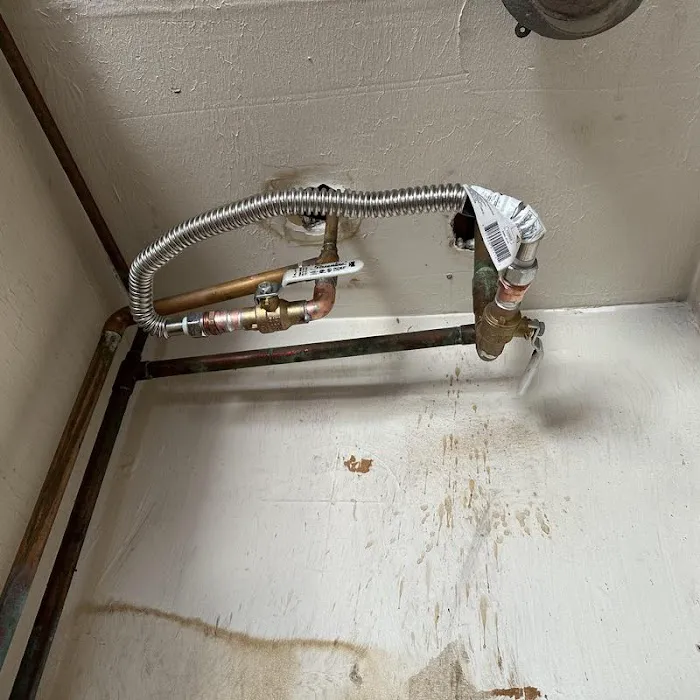 J & M Plumbers Picture 9