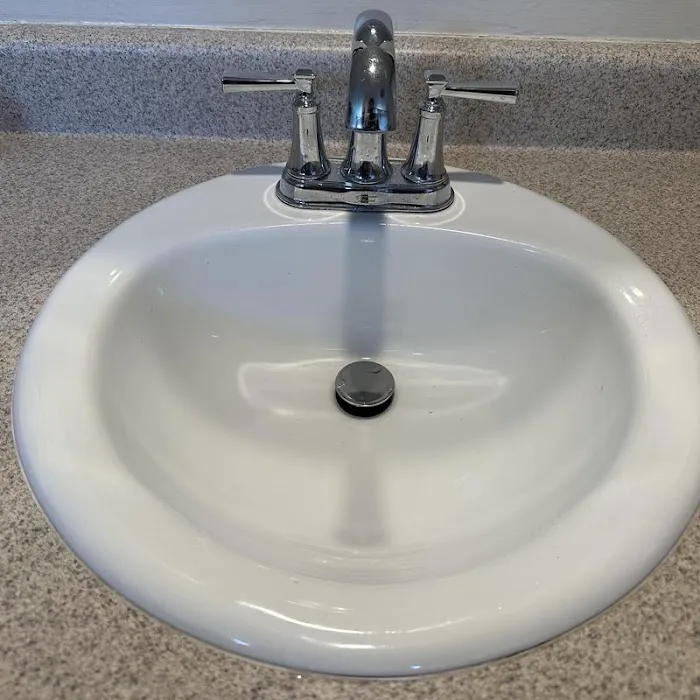 J & M Plumbers Picture 7
