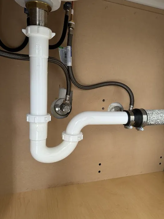 Solid Plumbing Services Picture 4