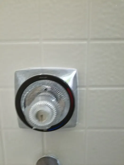 4JE PLUMBING Picture 3