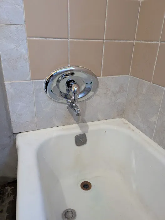 Drains and Plumbing 24 Picture 3