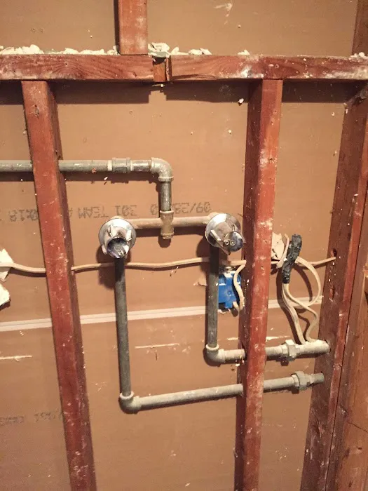 Gilbert Acuna Plumbing Picture 7