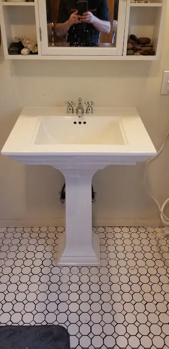 Benjamin's Plumbing & Drain Cleaning Picture 1