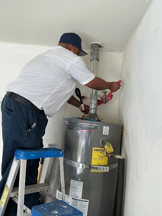 Henley's Plumbing & Air Picture 1