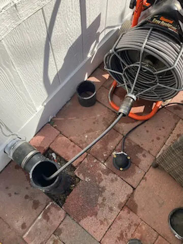 HANDYMAN pluming electricity painter services Picture 5