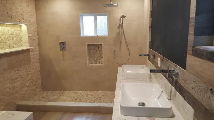 Howland Plumbing / General Contractor Picture 5