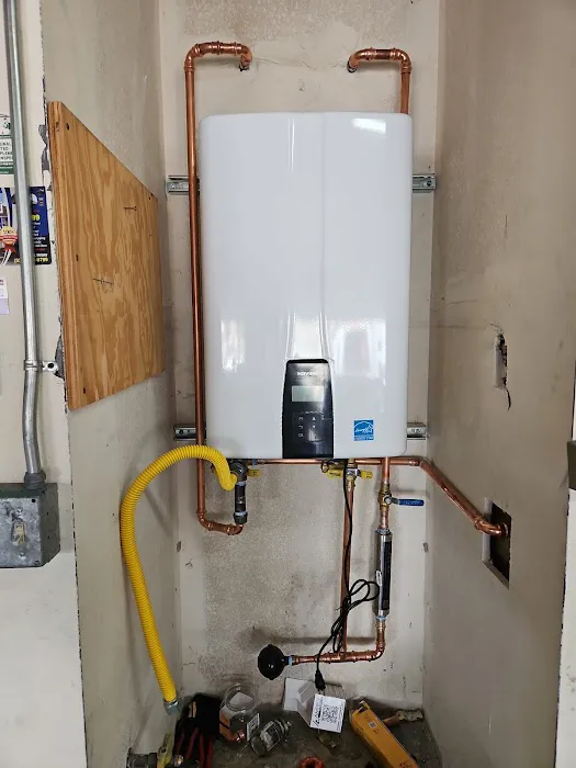 Rivera plumbing and rooter service license #1041889 Picture 3
