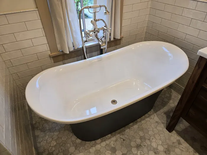WHITE BEAR PLUMBING INC. Picture 2