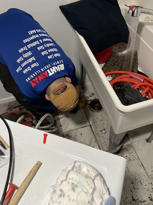 Right Away Sewer & Drain Cleaning Picture 2
