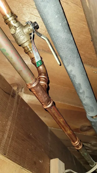Gray Duck Plumbing Picture 1