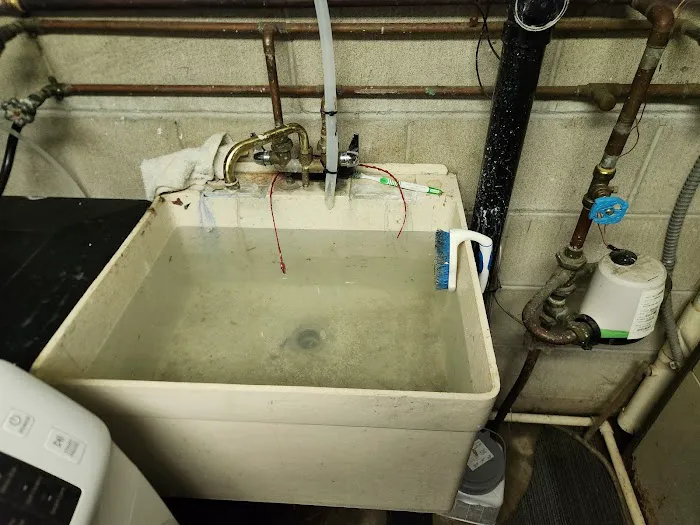 Guy's Sewer & Drain Picture 1