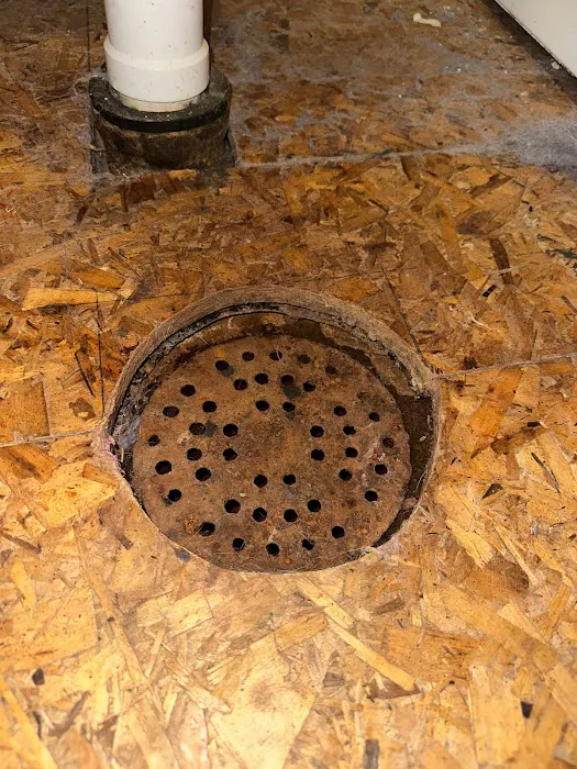 Guy's Sewer & Drain Picture 4
