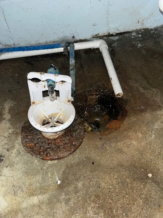 Guy's Sewer & Drain Picture 3