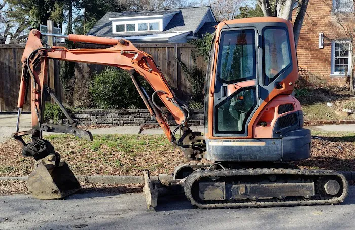 Metro Earthworks & Sewer Repair Picture 8