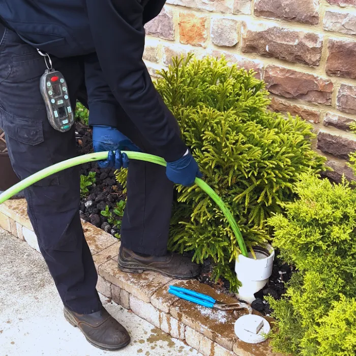 1-Tom-Plumber Picture 7