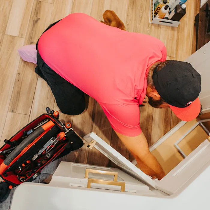 1-Tom-Plumber Picture 8