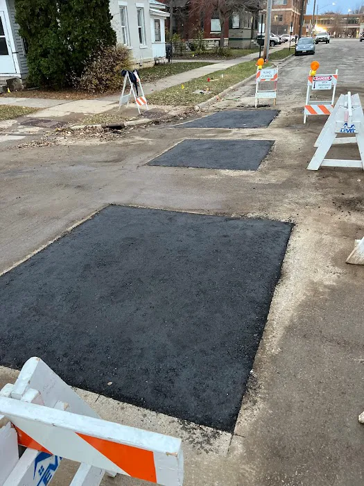 Level Sewer & Drain Picture 1
