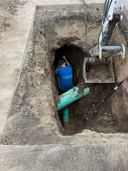 Level Sewer & Drain Picture 4