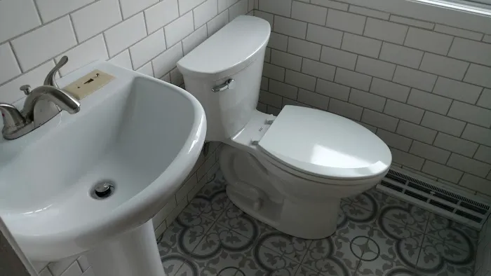 Aquarius 84 Inc Picture 3