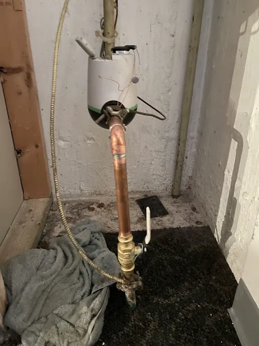 E & A Plumbing LLC Picture 4