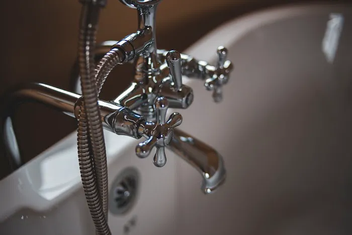 Huewe Plumbing Picture 4